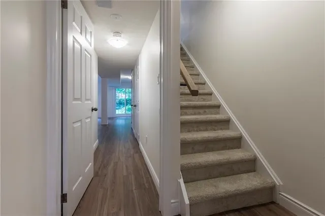 Additional property image - 100 BEDDOE Dr Unit 92