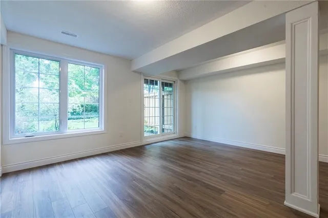 Additional property image - 100 BEDDOE Dr Unit 92