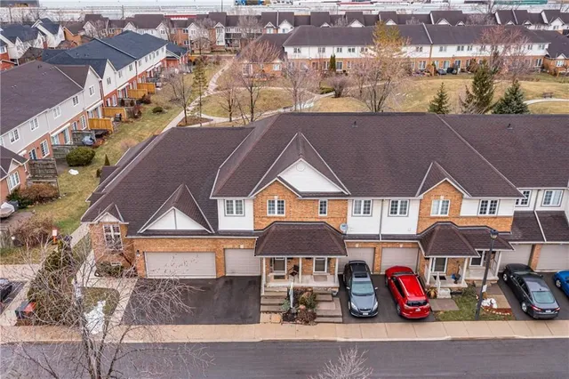 Additional property image - 100 BEDDOE Dr Unit 92
