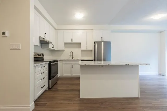 Additional property image - 100 BEDDOE Dr Unit 92