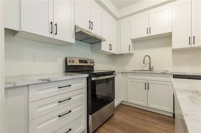 Additional property image - 100 BEDDOE Dr Unit 92