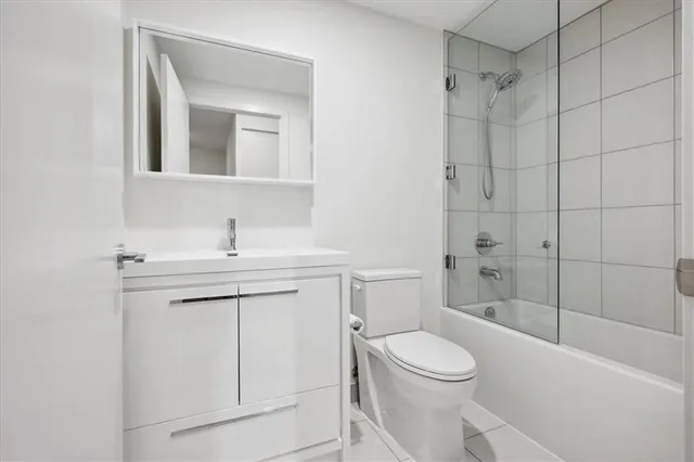 Additional property image - 212 KING WILLIAM St Unit 612