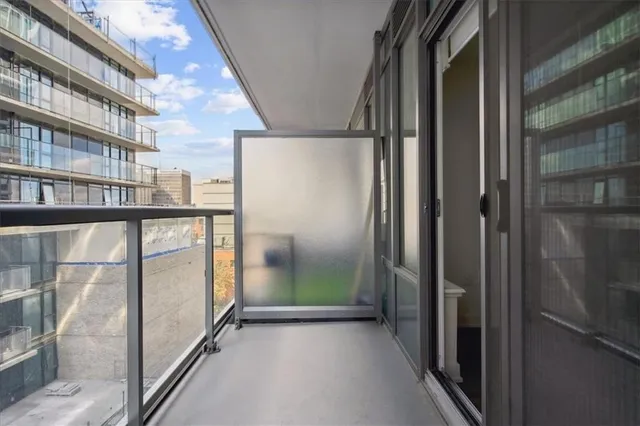 Additional property image - 212 KING WILLIAM St Unit 612