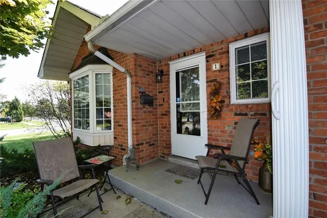 Additional property image - 20 MEADOWLANDS Blvd Unit 1