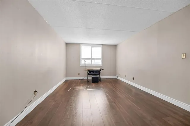 Additional property image - 99 DONN Ave Unit 605