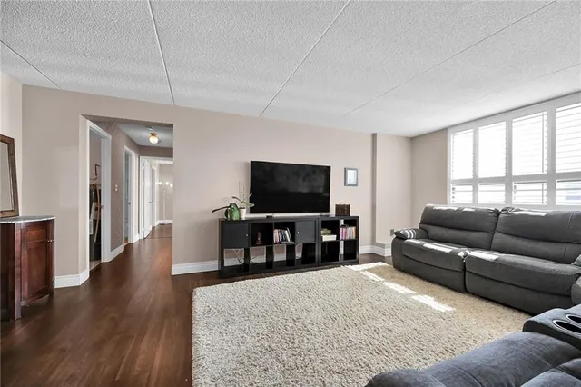 Additional property image - 99 DONN Ave Unit 605