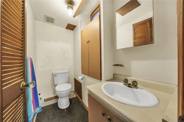 Additional property image - 50 GOLDEN ORCHARD Dr