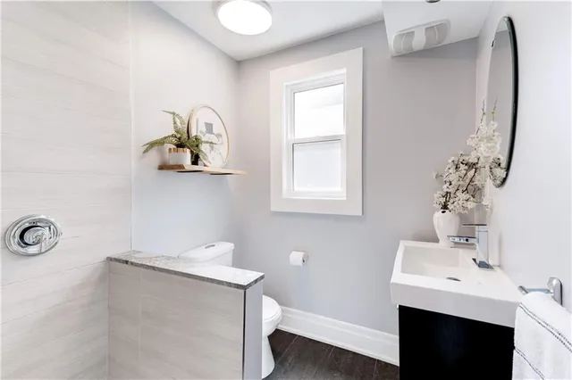Additional property image - 248 PROVINCE St