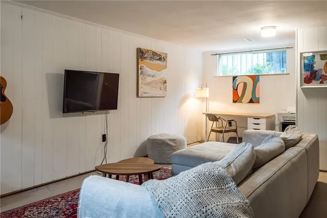 Additional property image - 135 WEST 34TH St
