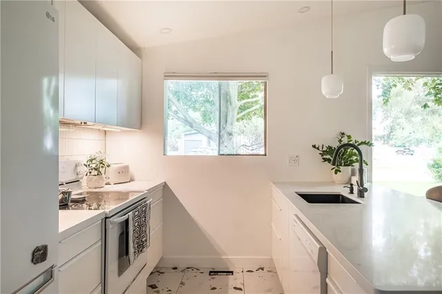 Additional property image - 135 WEST 34TH St