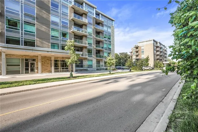 Additional property image - 467 CHARLTON Ave Unit 202