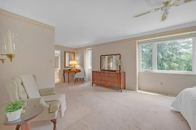Additional property image - 2262 BONNYLYN Crt