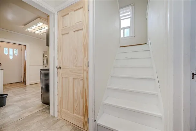 Additional property image - 1650 KING St