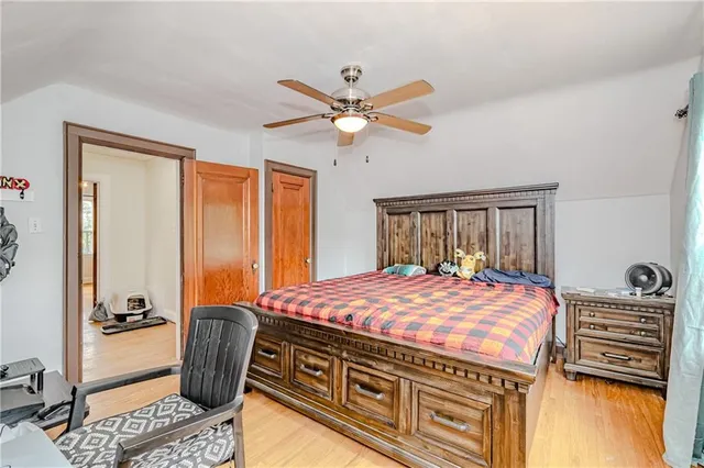 Additional property image - 1650 KING St