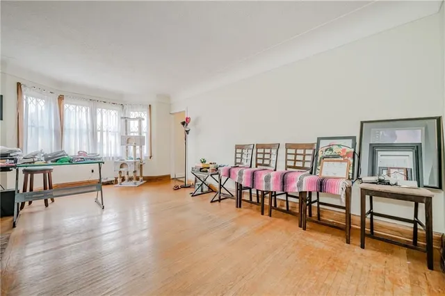 Additional property image - 1650 KING St