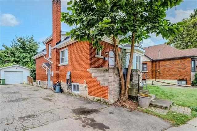 Additional property image - 1650 KING St