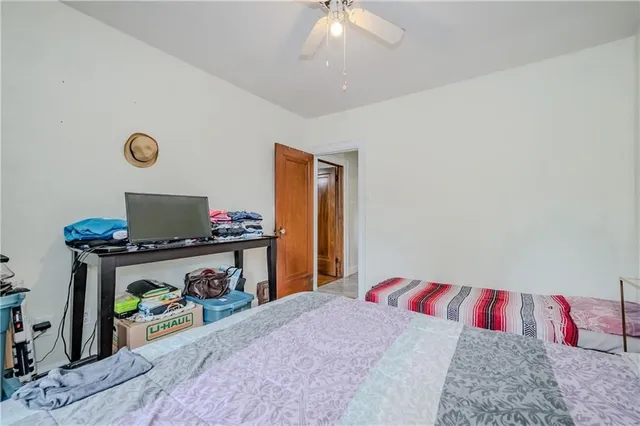 Additional property image - 1650 KING St
