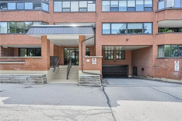 Additional property image - 150 WILSON St Unit 112