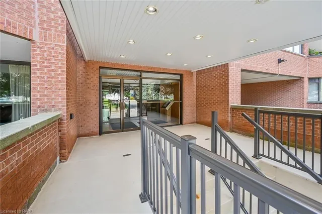 Additional property image - 150 WILSON St Unit 112