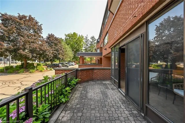 Additional property image - 150 WILSON St Unit 112
