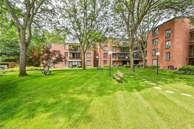 Additional property image - 150 WILSON St Unit 112