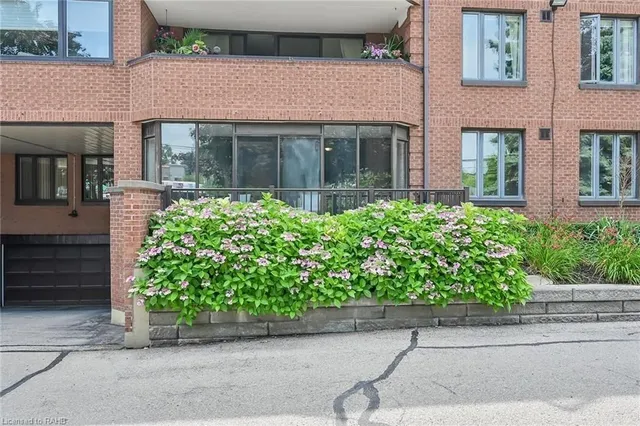 Additional property image - 150 WILSON St Unit 112