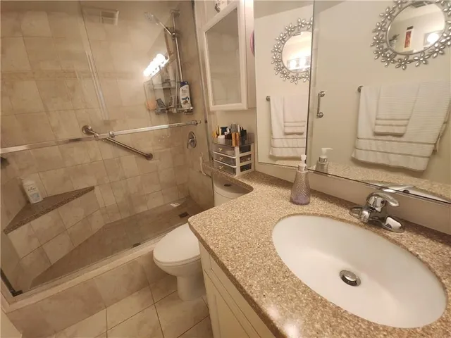 Additional property image - 1415 GHENT Ave Unit 905