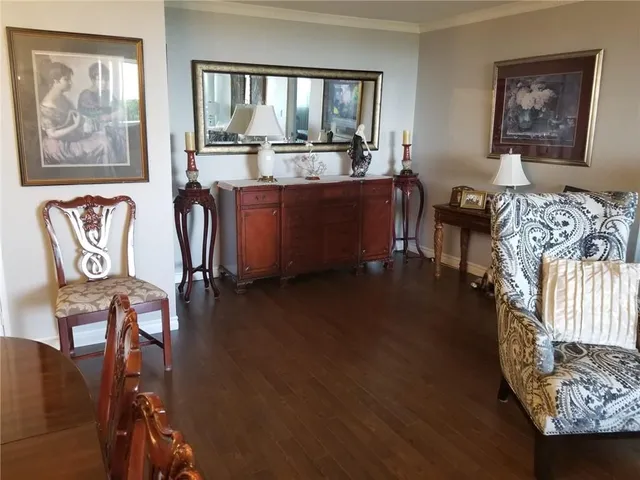 Additional property image - 1415 GHENT Ave Unit 905