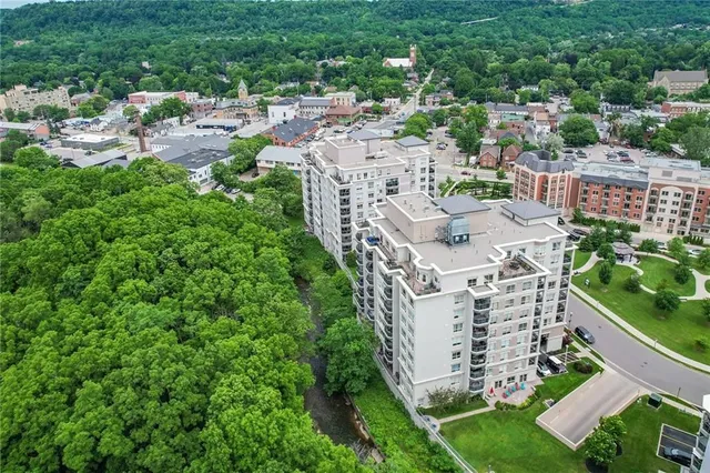 Additional property image - 3000 CREEKSIDE Dr Unit 807