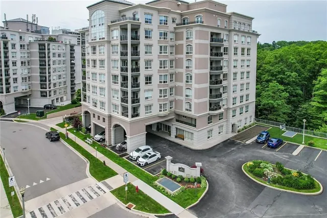Additional property image - 3000 CREEKSIDE Dr Unit 807
