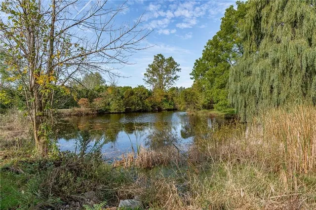 Additional property image - 208 6TH CONCESSION RD
