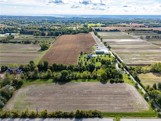Additional property image - 208 6TH CONCESSION RD