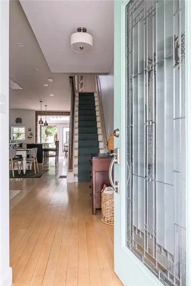 Additional property image - 187 CAROLINE St