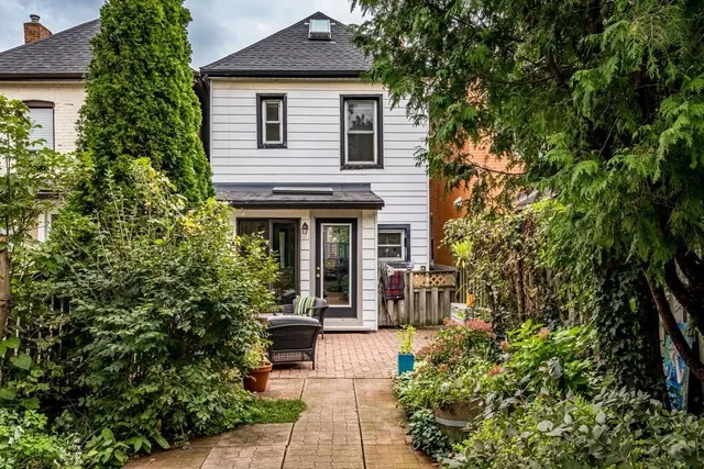 Additional property image - 187 CAROLINE St