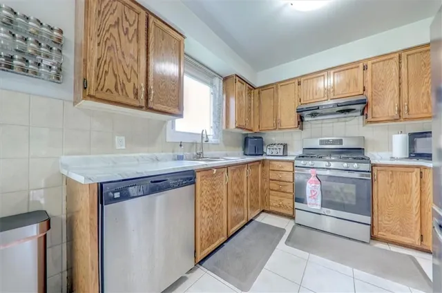 Additional property image - 31 VEGA Cres