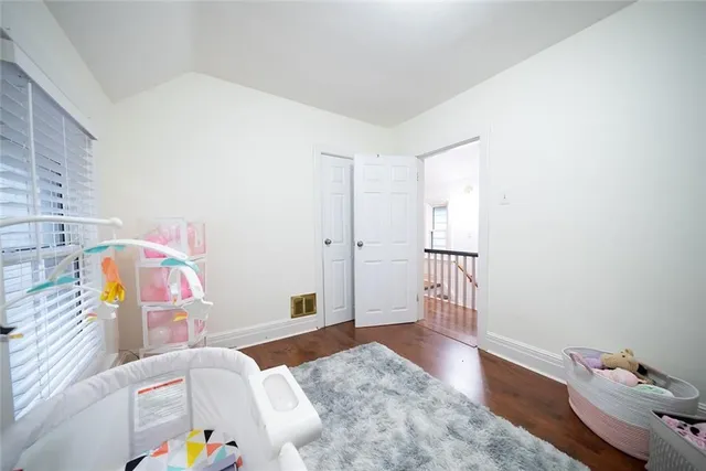 Additional property image - 125 CAVELL Ave