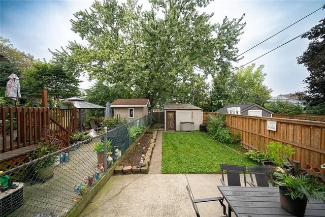 Additional property image - 125 CAVELL Ave