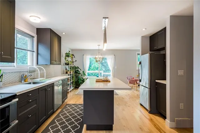 Additional property image - 125 BREADALBANE St