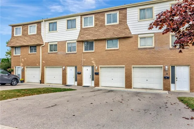 Additional property image - 9 BERYL St Unit 9