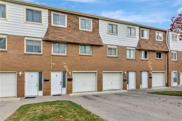 Additional property image - 9 BERYL St Unit 9