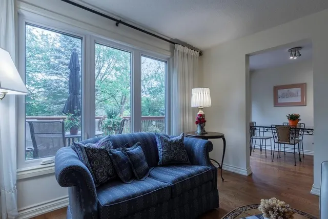 Additional property image - 30 OSLER Dr Unit 6