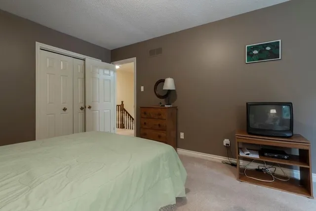 Additional property image - 30 OSLER Dr Unit 6