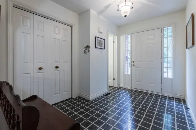 Additional property image - 30 OSLER Dr Unit 6