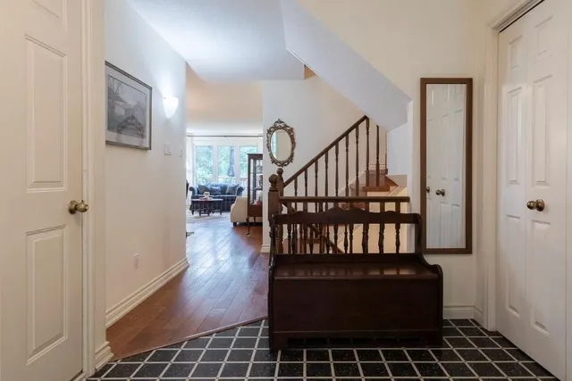 Additional property image - 30 OSLER Dr Unit 6