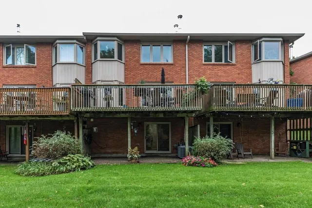 Additional property image - 30 OSLER Dr Unit 6