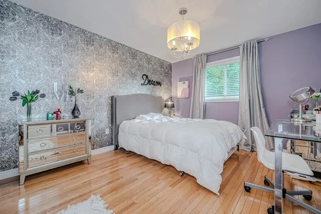 Additional property image - 260 CHESLEY St