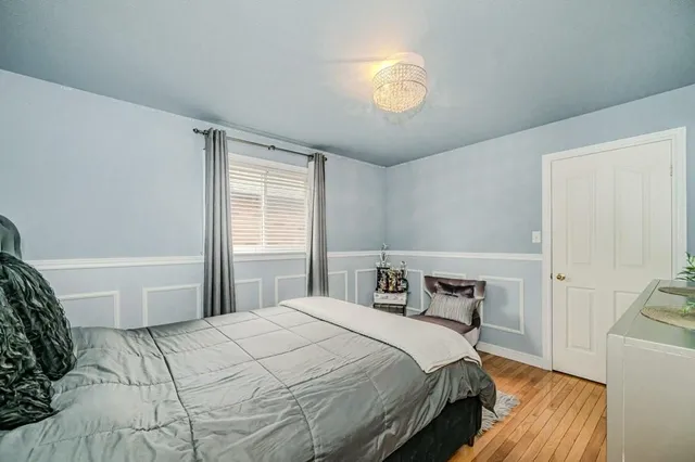 Additional property image - 260 CHESLEY St