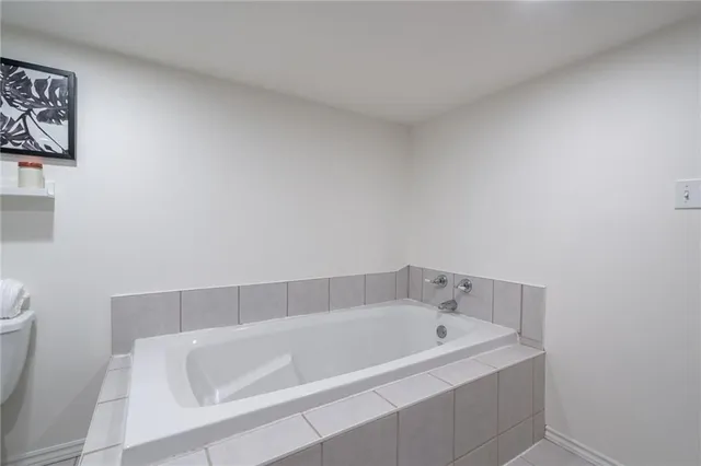 Additional property image - 305 WEXFORD Ave