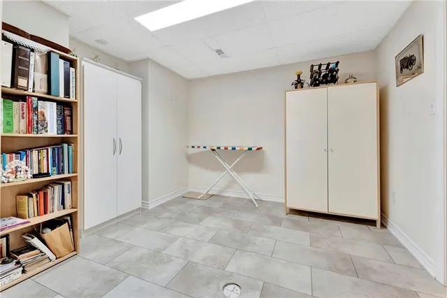 Additional property image - 14 NORTHERN BREEZE Blvd