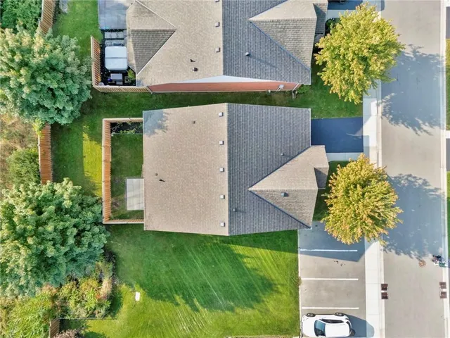 Additional property image - 14 NORTHERN BREEZE Blvd